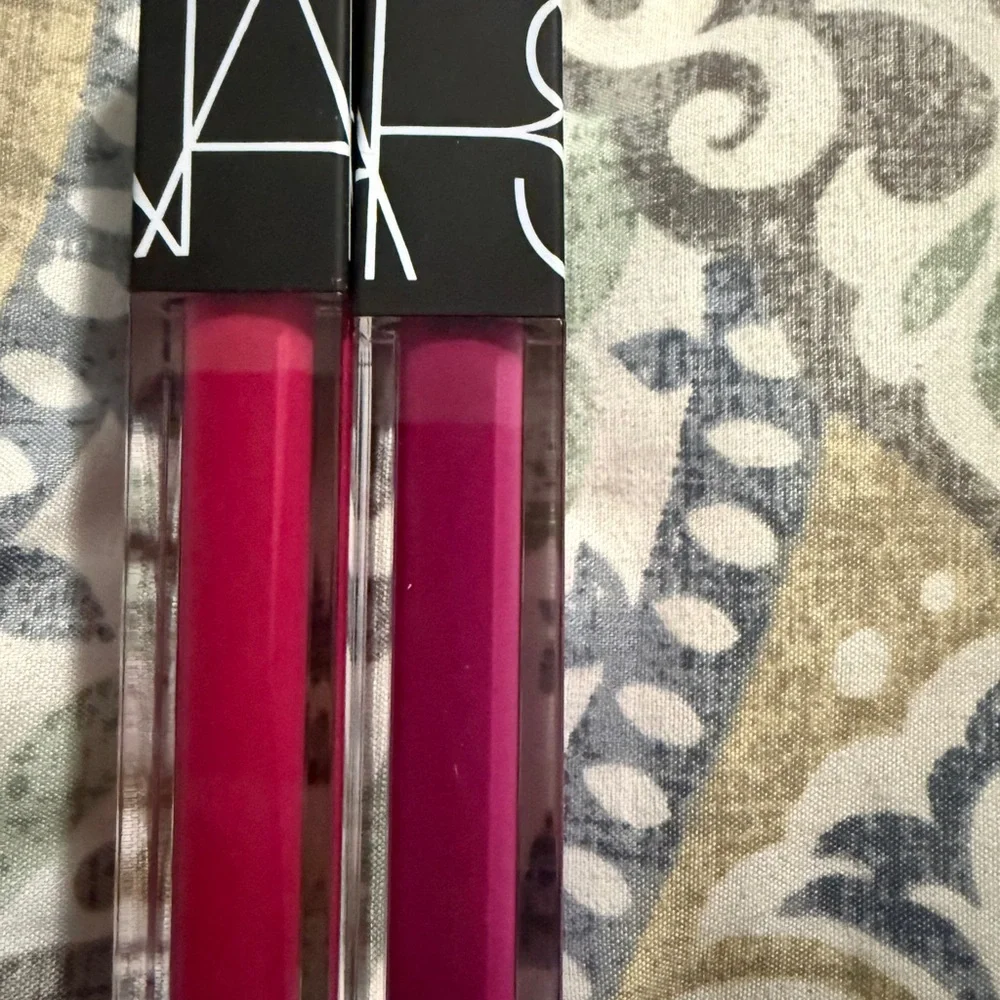 NARS Velvet Lip Glide Set in Black Packaging - Picture 3 of 3